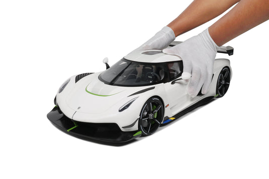 Koenigsegg JESKO WHITE 2019 GT SPIRIT 1:8