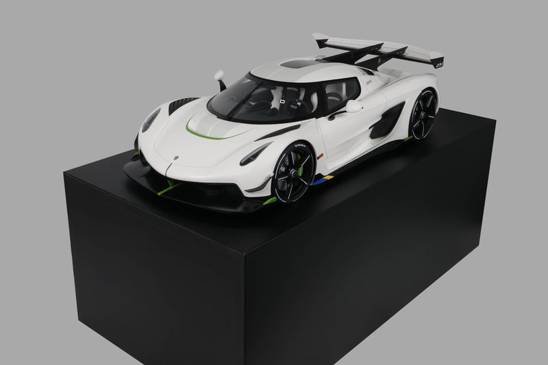 Load image into Gallery viewer, Koenigsegg JESKO WHITE 2019 GT SPIRIT 1:8
