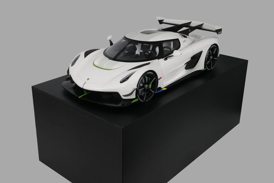 Koenigsegg JESKO WHITE 2019 GT SPIRIT 1:8