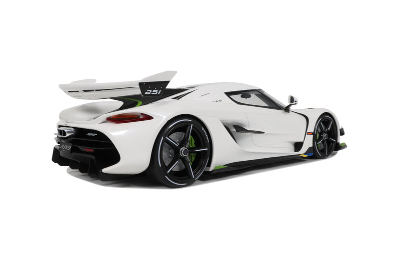 Load image into Gallery viewer, Koenigsegg JESKO WHITE 2019 GT SPIRIT 1:8
