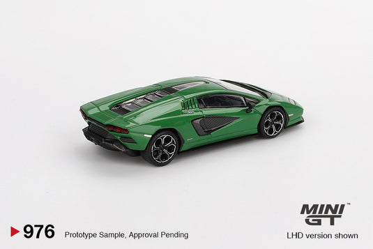 Lamborghini COUNTACH LPI 800- 4 GREEN 2022 (LHD) MINI GT 1:64