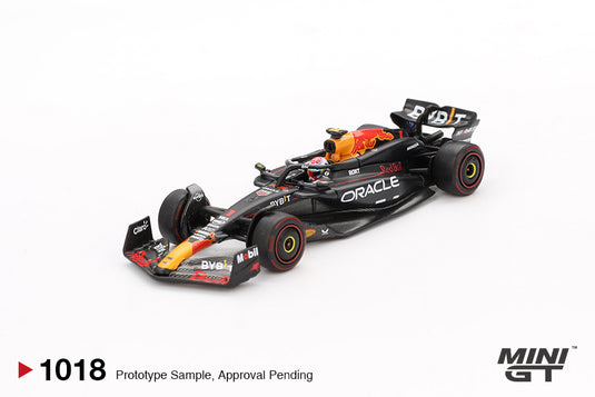 Redbull RACING RB20 #1 MAX VERSTAPPEN BAHRAIN GP WINNER 2024 (LHD) MINI GT 1:64