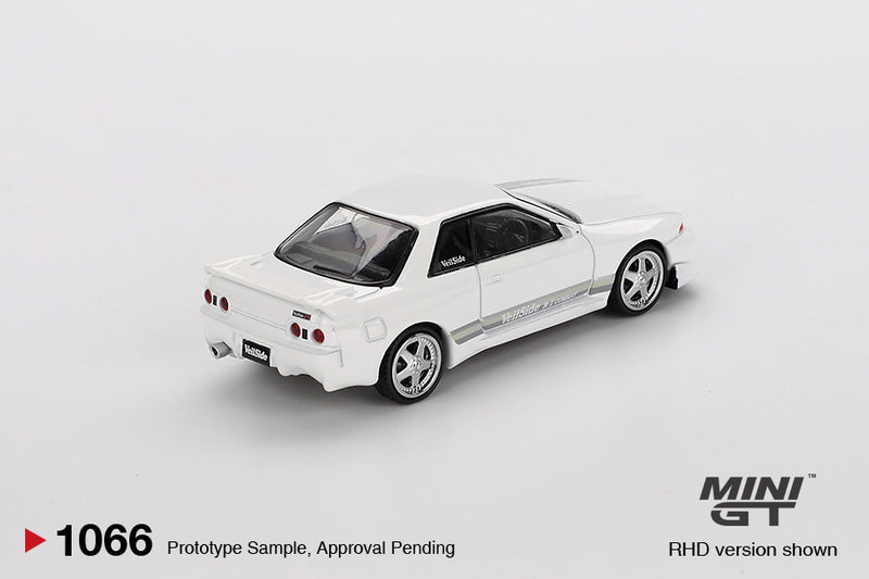 Load image into Gallery viewer, Nissan SKYLINE GT-R (R32) VEILSIDE COMBAT C-I WHITE 2011 (RHD) MINI GT 1:64

