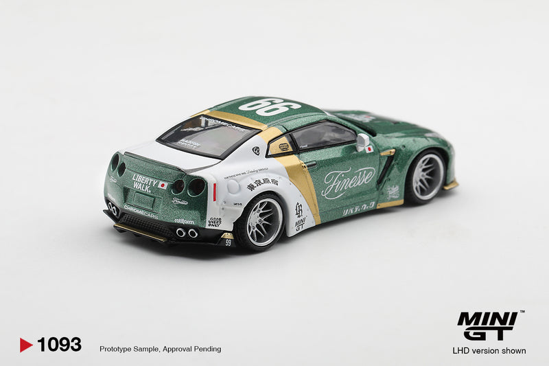 Chargez l'image dans la visionneuse de la galerie, NISSAN GT-R R35 LB WORKS TYPE 1 WITH CUSTOM DUCKTAIL AUTO FINESSE 2025 MINI GT 1:64
