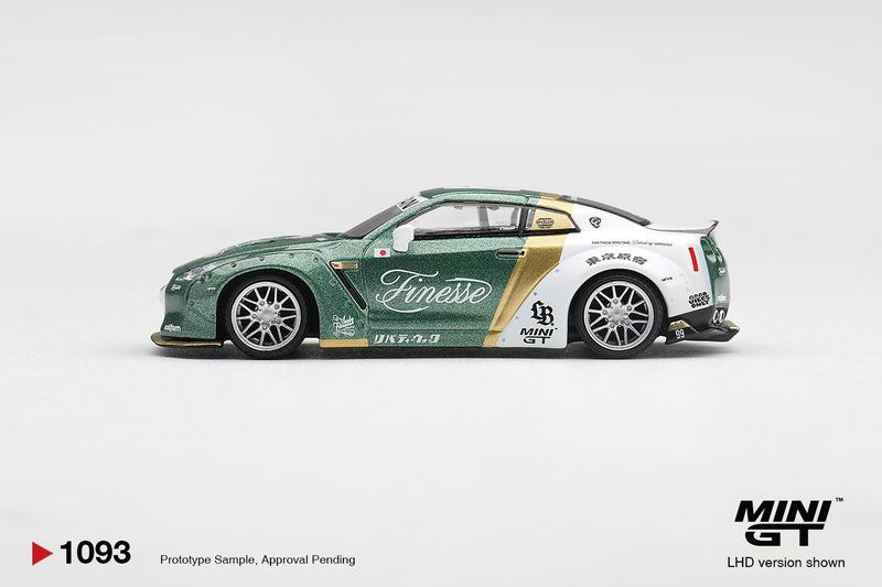 Chargez l'image dans la visionneuse de la galerie, NISSAN GT-R R35 LB WORKS TYPE 1 WITH CUSTOM DUCKTAIL AUTO FINESSE 2025 MINI GT 1:64
