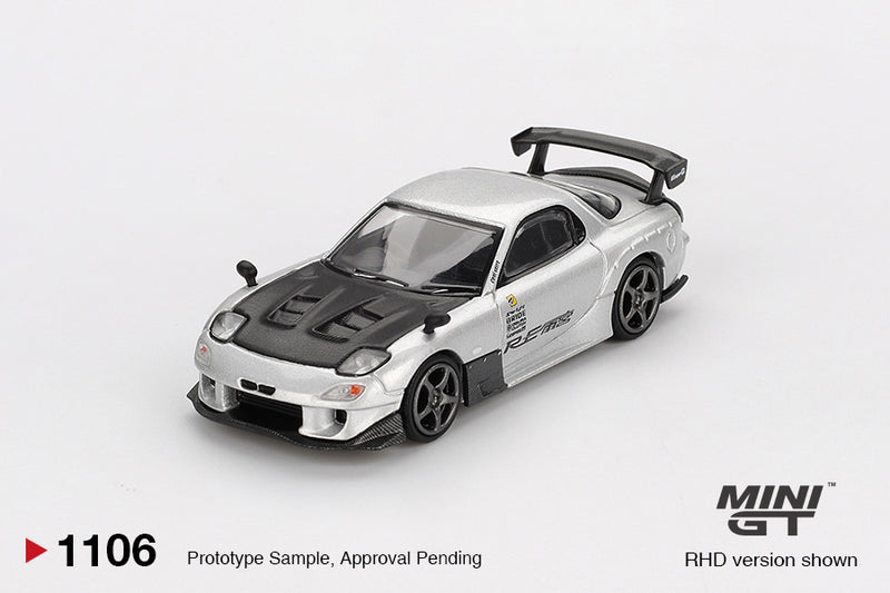 Load image into Gallery viewer, Mazda RX7 (FD3S) RE-AMAMIYA SILVER METALLIC 2004 (LHD) MINI GT 1:64
