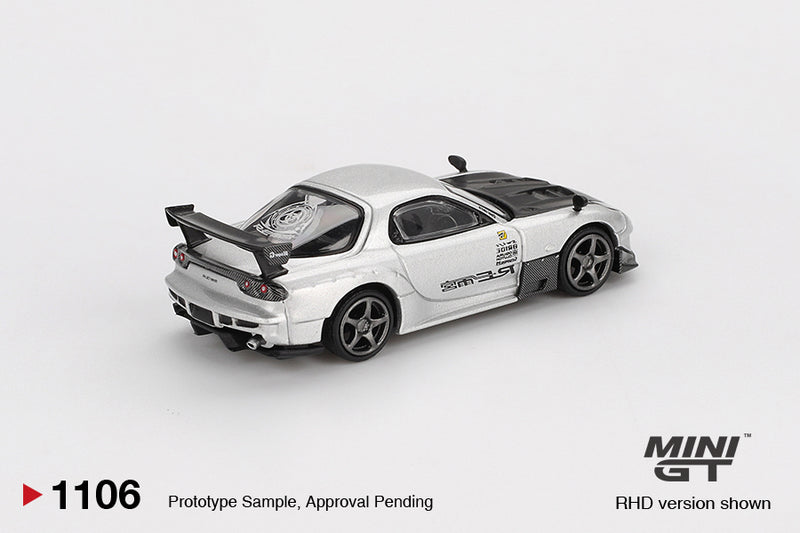 Load image into Gallery viewer, Mazda RX7 (FD3S) RE-AMAMIYA SILVER METALLIC 2004 (LHD) MINI GT 1:64
