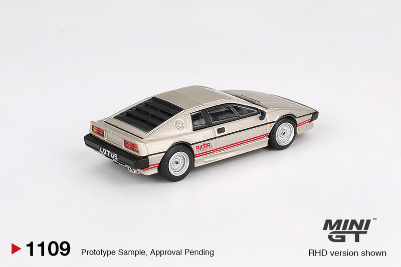 Load image into Gallery viewer, Lotus ESPRIT TURBO METALLIC SILVER 1980 MINI GT 1:64
