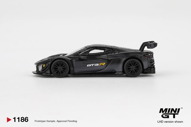 Laad de afbeelding in de Gallery-viewer, Chevrolet CORVETTE Z06 GT3.R ROAD AMERICA TESTAUTO 2025 (LHD) MINI GT 1:64
