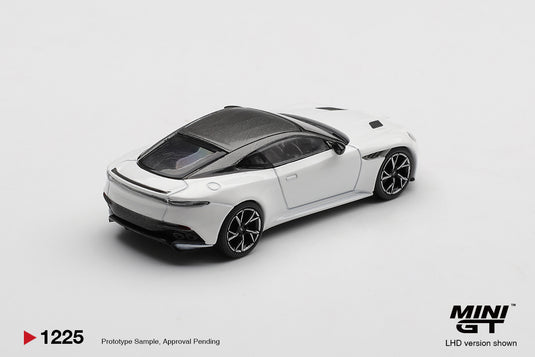 ASTON MARTIN BDS STRATUS WHITE 2024 (LHD) MINI GT 1:64