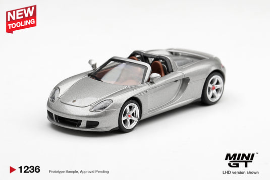 PORSCHE CARRERA GT ARGENTÉ 2006 MINI GT 1:64