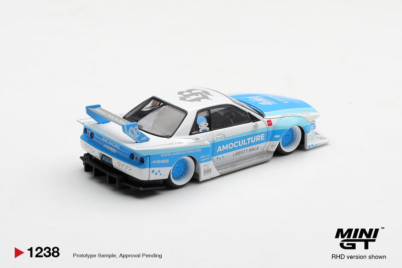 Load image into Gallery viewer, NISSAN SKYLINE GTR (R32) LBWK KAIDO WORKS AMOCULTURE 2026 MINI GT 1:64
