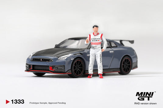 NISSAN GTR R35 NISMO TSUKUBA PRODUCTION CAR LAP RECORD WITH MATSUDA FIGURE TSUGIO MATSUDA 2024 MINI GT 1:64