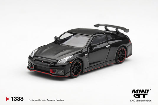 NISSAN GT-R R35 NISMO BLACK 2024 MINI GT 1:64