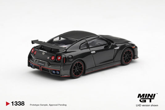 NISSAN GT-R R35 NISMO BLACK 2024 MINI GT 1:64