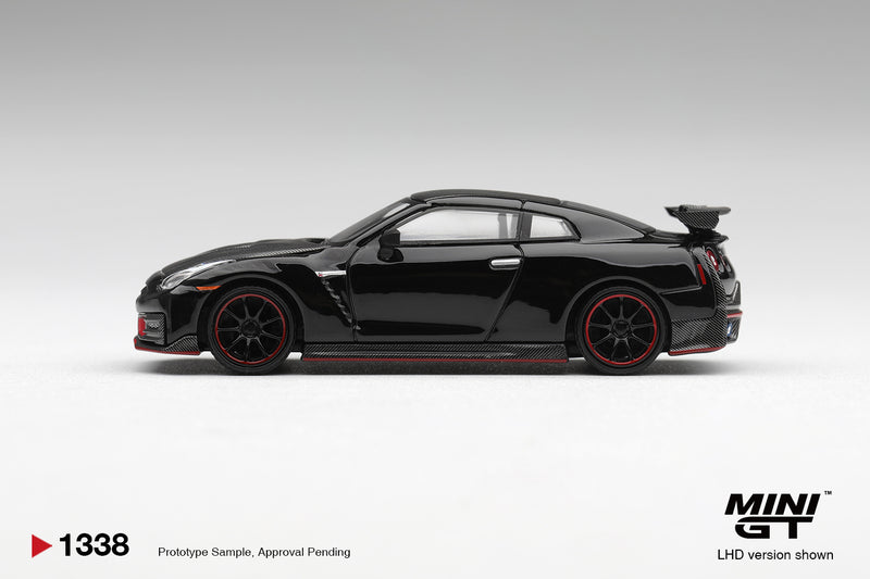 Load image into Gallery viewer, NISSAN GT-R R35 NISMO BLACK 2024 MINI GT 1:64
