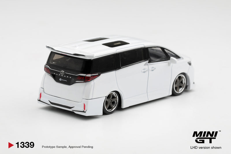 Chargez l'image dans la visionneuse de la galerie, TOYOTA ALPHARD 40 KUHL BLANC 2025 MINI GT 1:64
