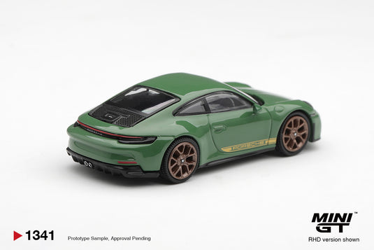 PORSCHE 911 (992) GT3 TOURING AURATIUM VERT 2022 MINI GT 1:64