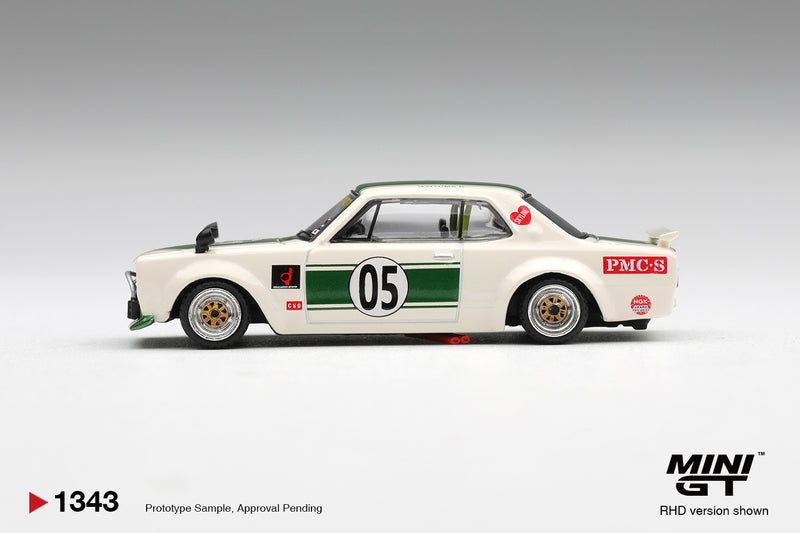Load image into Gallery viewer, NISSAN SKYLINE GT-R (KPGC10) LB-WORKS HAKOSUKA WHITE-GREEN 1971 MINI GT 1:64
