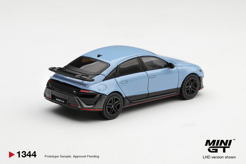 Chargez l'image dans la visionneuse de la galerie, HYUNDAI IONIQ 6 N PERFORMANCE BLEU MINI GT 1:64
