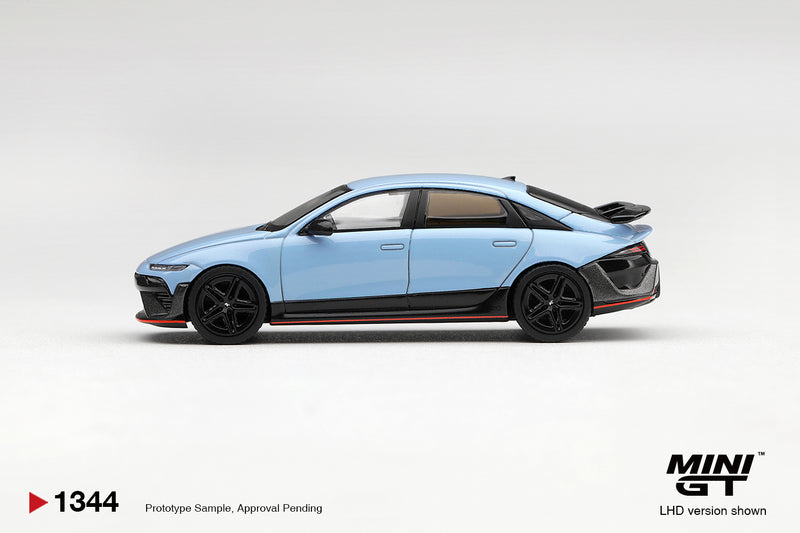 Chargez l'image dans la visionneuse de la galerie, HYUNDAI IONIQ 6 N PERFORMANCE BLEU MINI GT 1:64
