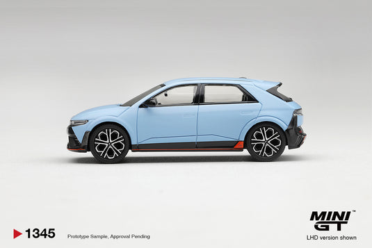 HYUNDAI IONIQ 5 N PERFORMANCE MATBLAUW MINI GT 1:64