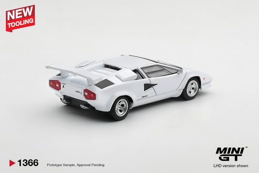 LAMBORGHINI COUNTACH LP500S BLANC 1982 MINI GT 1:64