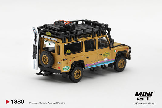 LAND ROVER DEFENDER 110 CAMEL TROPHY TEAM ITALY TIERRA DEL FUEGO CT24 1998 MINI GT 1:64