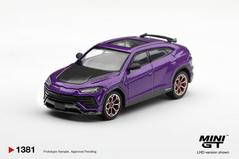 Chargez l'image dans la visionneuse de la galerie, LAMBORGHINI URUS PERFORMANCE VIOLET PASIFAE 2023 MINI GT 1:64
