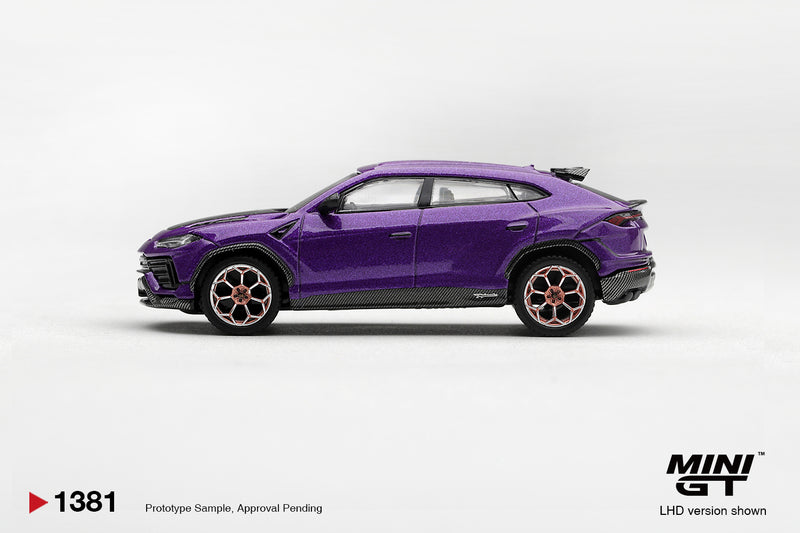 Chargez l'image dans la visionneuse de la galerie, LAMBORGHINI URUS PERFORMANCE VIOLET PASIFAE 2023 MINI GT 1:64
