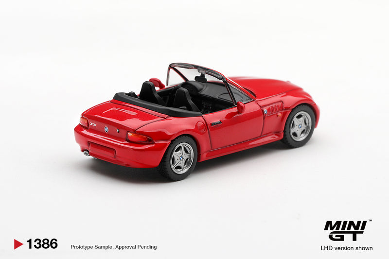 Laad de afbeelding in de Gallery-viewer, BMW Z3 2.8I ROOD 1998 MINI GT 1:64
