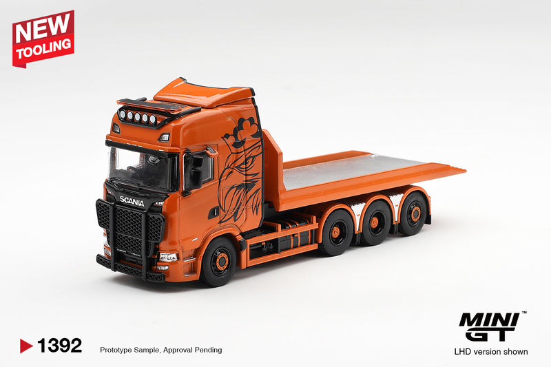 Chargez l'image dans la visionneuse de la galerie, SCANIA 770S B8X4NA HOOKLIFT FLATBED ORANGE 2025 MINI GT 1:64
