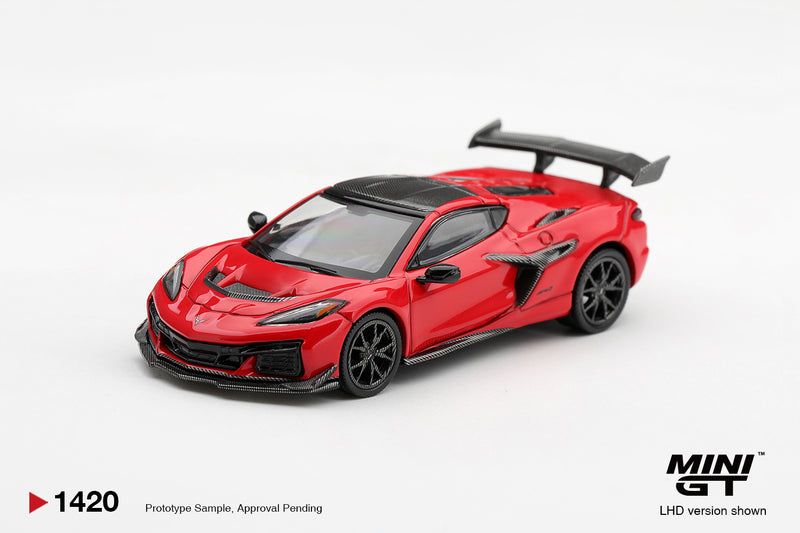 Load image into Gallery viewer, CHEVROLET CORVETTE ZR1 TORCH RED 2028 MINI GT 1:64
