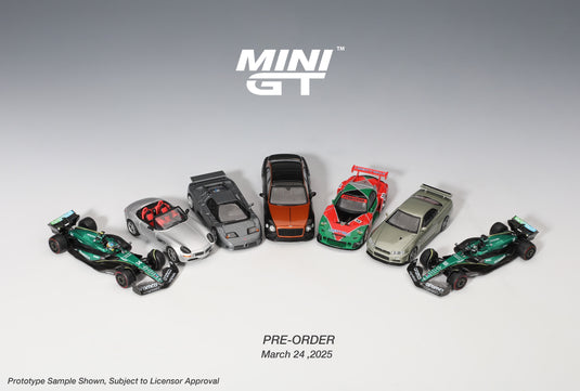 Bmw Z8 TITANIUM SILVER 2003 (LHD) MINI GT 1:64