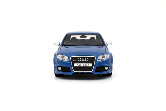 AUDI RS 4 B7 SEDAN SPRINT BLAUW 2007 OTTOmobile 1:18