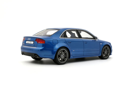 AUDI RS 4 B7 SEDAN SPRINT BLAUW 2007 OTTOmobile 1:18