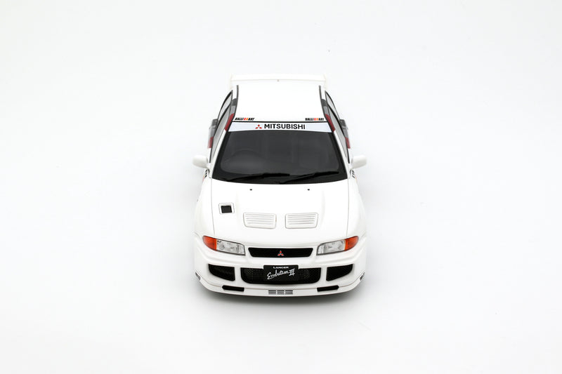 Laad de afbeelding in de Gallery-viewer, MITSUBISHI LANCER EVO III SCOTIA WIT W83 1995 OTTOmobile 1:18
