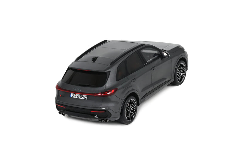Chargez l'image dans la visionneuse de la galerie, AUDI SQ5 TFSI GRIS 2025 OTTOmobile 1:18
