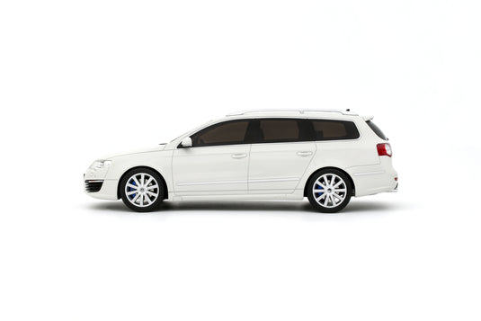 VOLKSWAGEN PASSAT (B6) R36 VARIANT WIT 2008 OTTOmobile 1:18