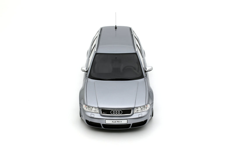 Chargez l'image dans la visionneuse de la galerie, AUDI RS 4 (B5) AVANT "STANCED" AVUS ARGENTÉ 2025 OTTOmobile 1:18

