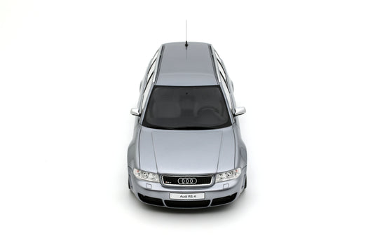 AUDI RS 4 (B5) AVANT "STANCED" AVUS ARGENTÉ 2025 OTTOmobile 1:18