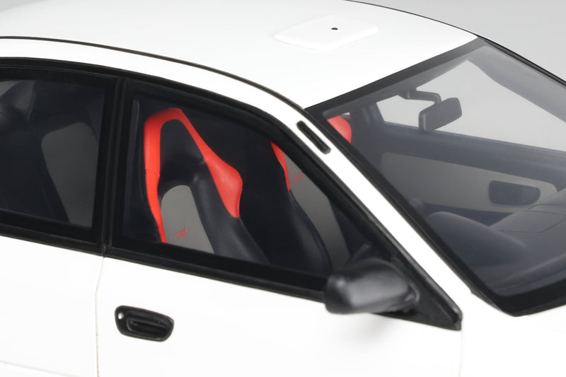 Load image into Gallery viewer, Subaru IMPREZA WRX TYPE RA STI PURE WHITE 2000 OTTOmobile 1:18
