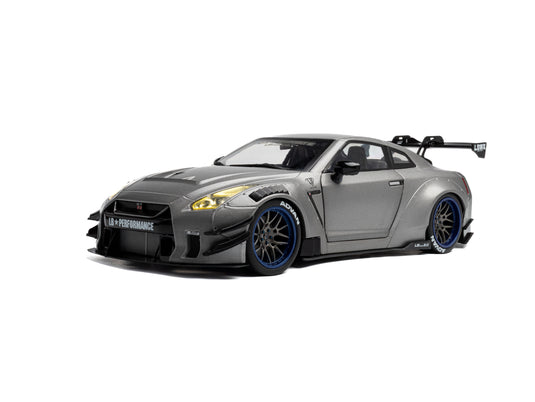 NISSAN GT-R (R35) W/ LIBERTY WALK BODY KIT 2.0 SILVER 2023 SOLIDO 1:18