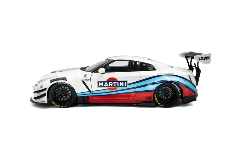 Load image into Gallery viewer, Nissan GT-R (R35) W/ LIBERTY WALK BODY KIT 2.0 M 2024 SOLIDO 1:18

