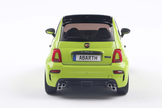 Fiat F595 ABARTH GREEN ADRENALINA 2023 SOLIDO 1:18