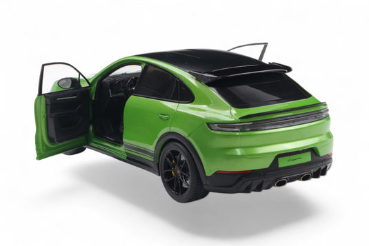 PORSCHE CAYENNE TURBO GT COUPE 2024 VERT SOLIDO 1:18