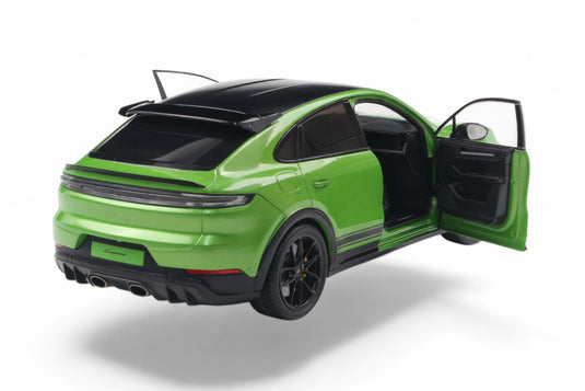 PORSCHE CAYENNE TURBO GT COUPE 2024 VERT SOLIDO 1:18