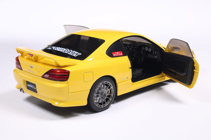 Load image into Gallery viewer, Nissan SILVIA S15 SPEC-R AERO LIGHTNING YELLOW 1999 SOLIDO 1:18
