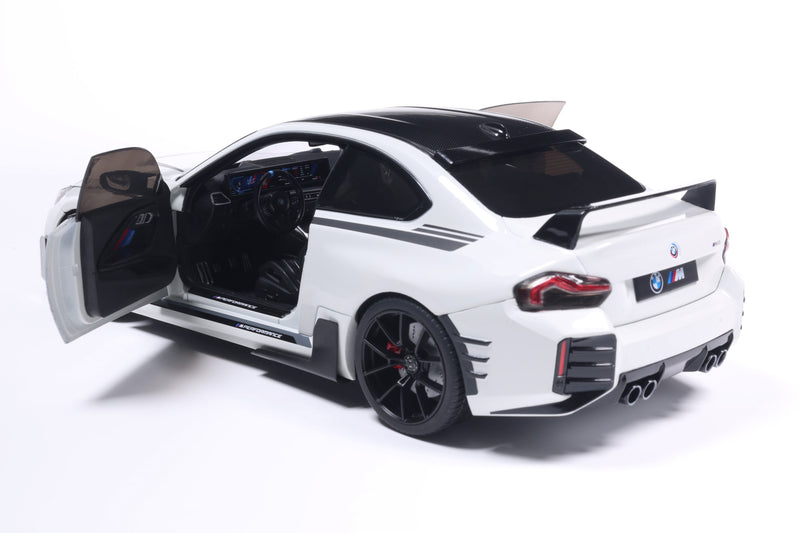 Load image into Gallery viewer, Bmw M2 PERFORMANCE PARTS WHITE 2025 SOLIDO 1:18

