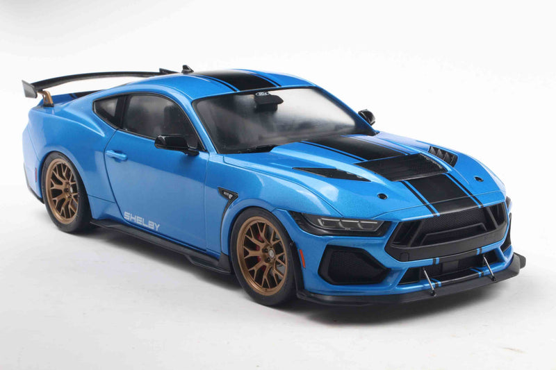 Load image into Gallery viewer, Ford SHELBY MUSTANG SUPER SNAKE GRABBER BLUE METALLIC 2025 SOLIDO 1:18
